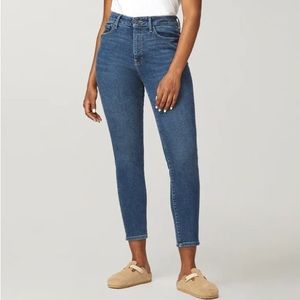 PLUS Mid-Rise Skinny Jean